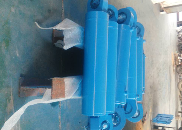 裝卸大型液壓油缸時的注意事項 山東液壓油缸